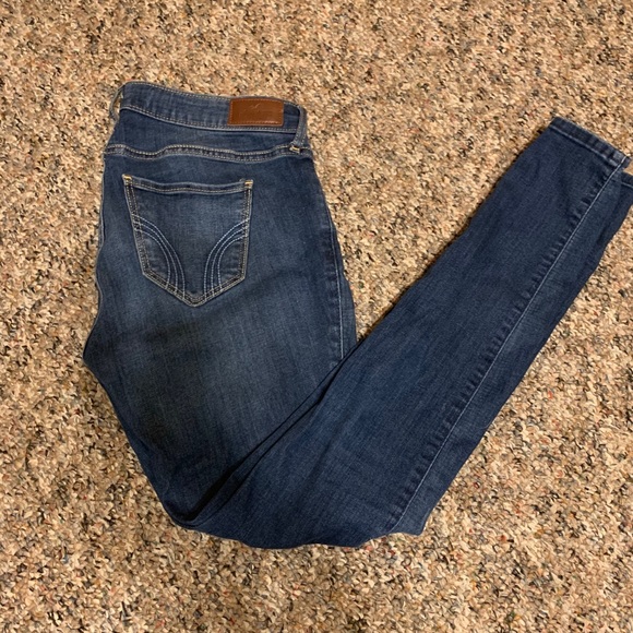 Hollister jeans - Picture 1 of 6